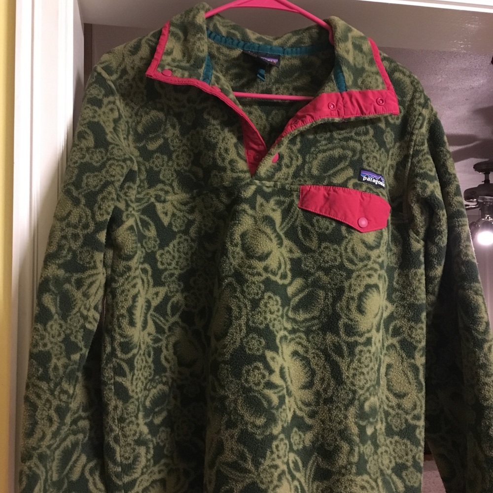 Patagonia fleece pullover💚